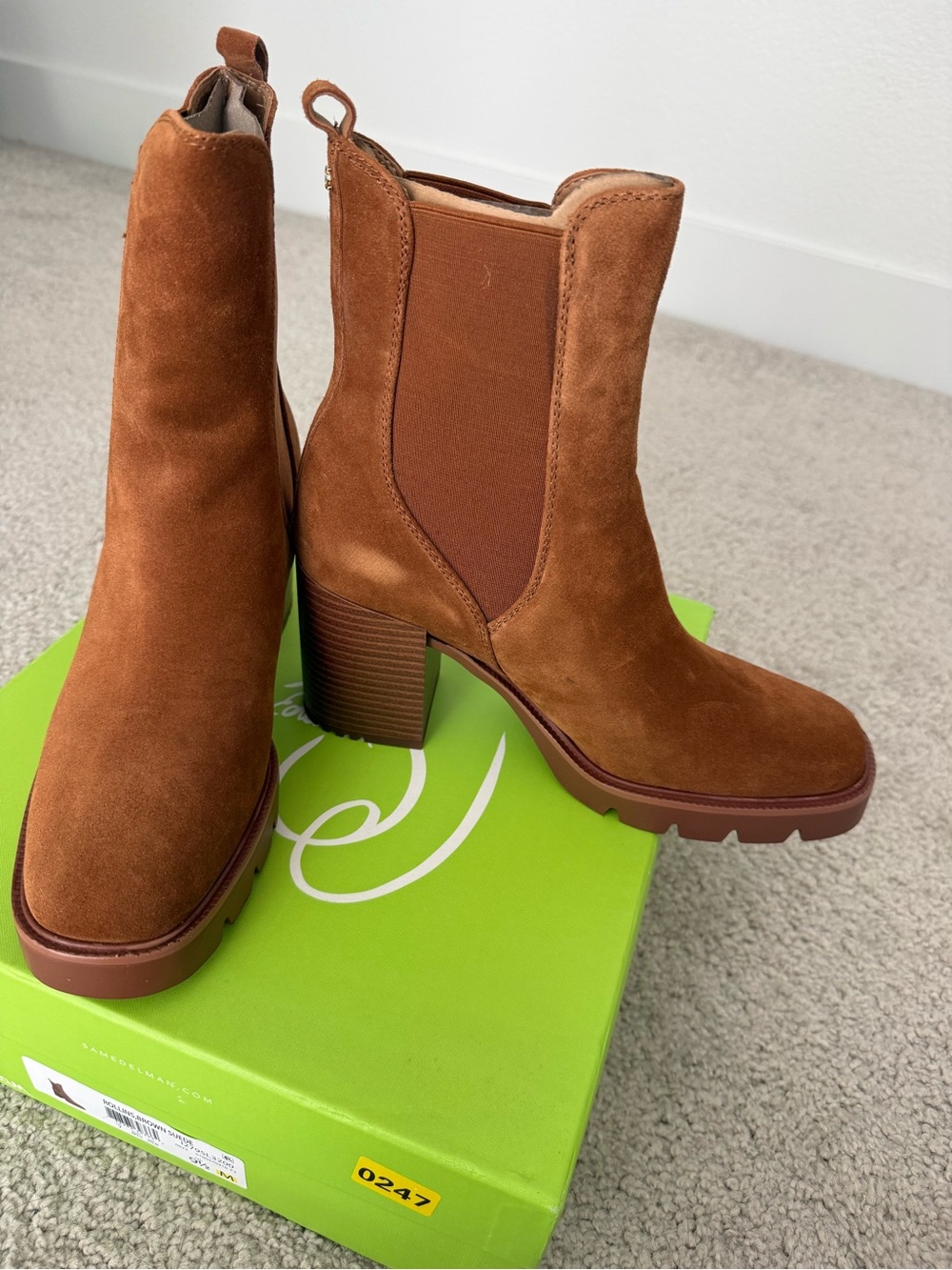 Sam Edelman Chestnut Suede Lug Sole Block Heel Booties Size 9.5 - Picture 4 of 13